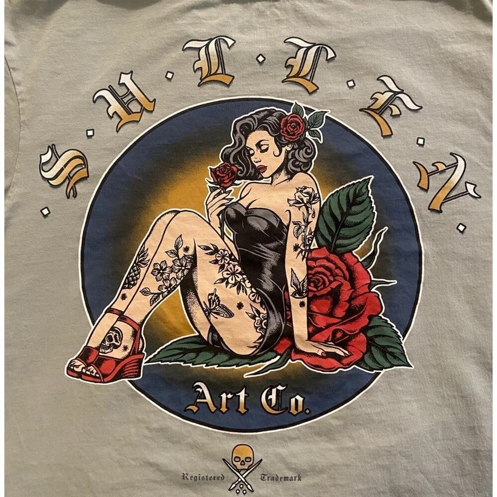 Sullen Art Collective‎ T Shirt One Rose Graphic Pin Up Girl Sea Foam Small A125